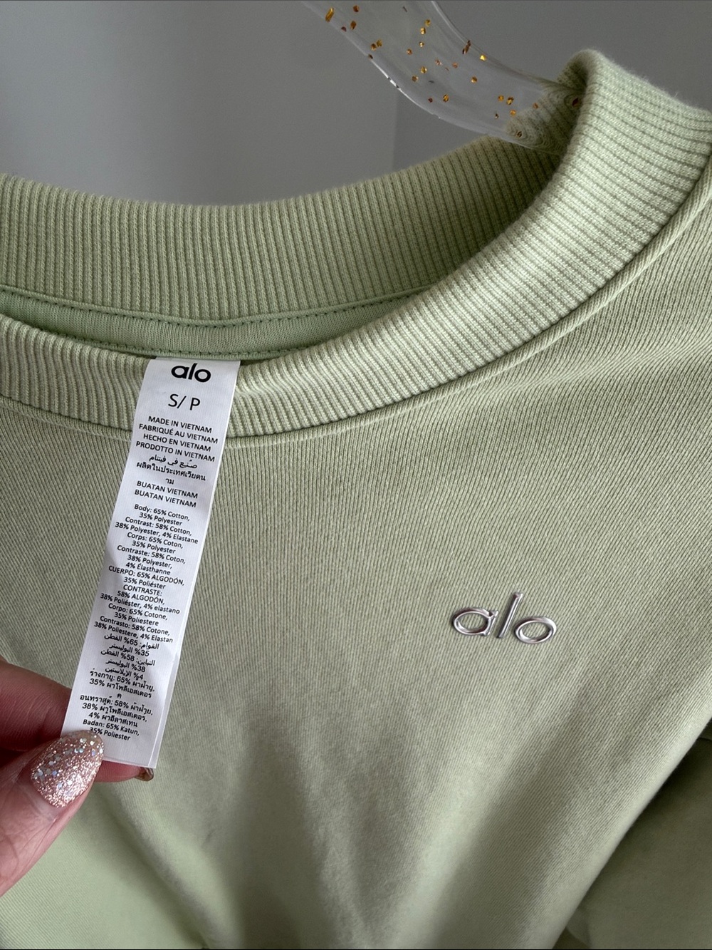 ALO Yoga Crewneck Sweatshirt in Pale Green - Picture 3 of 4